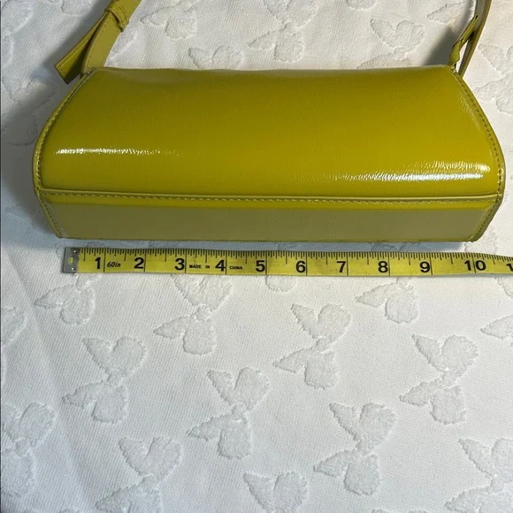 NWOT Zara Chartreuse Crossbody - Picture 3 of 4